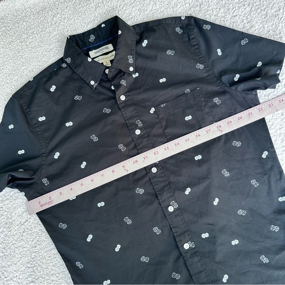 Good Threads shirt button down rolling dice print men’s medium black & white - Picture 3 of 9